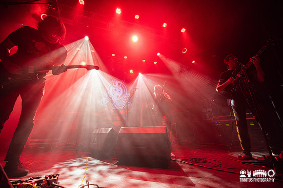 Frankie and the Witch Fingers in concert