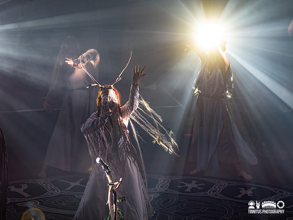 Heilung in concert