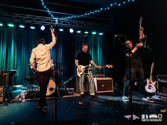 Bright Paper Werewolves in concert