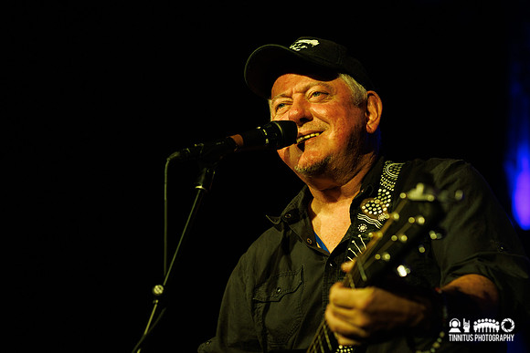 Mini Mekons in concert