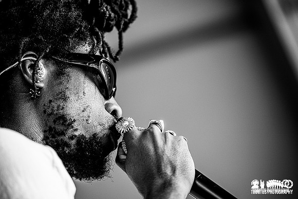 Obongjayar in concert
