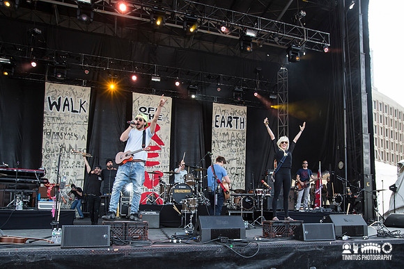 Walk Off The Earth in concert