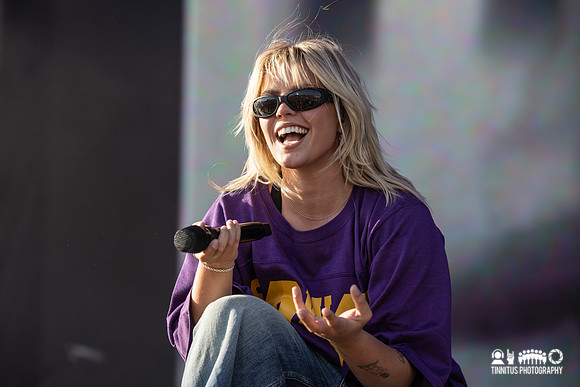 Renee Rapp in concert