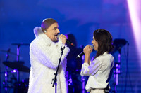 James in concert