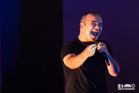 Future Islands in concert