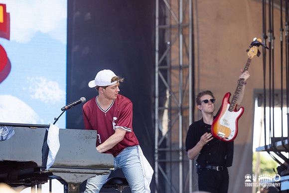 Kieran Rhodes in concert