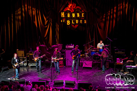 Members of Buffalo Tom, The Figgs, J Geils Band comprise Hot Stove Cool Music All-Stars, featuring Peter Gammons