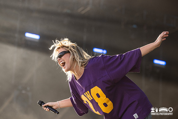 Renee Rapp in concert