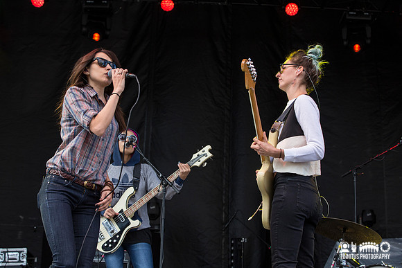 Warpaint in concert