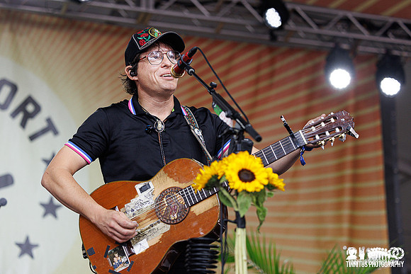 Stephen Wilson Jr in concert