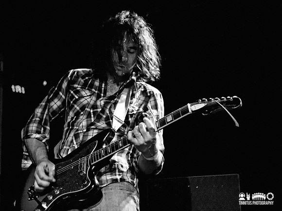 Kurt Vile and The Violators in concert