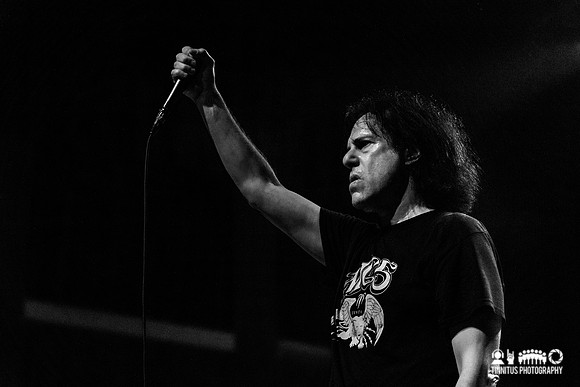 Negative Approach in concert