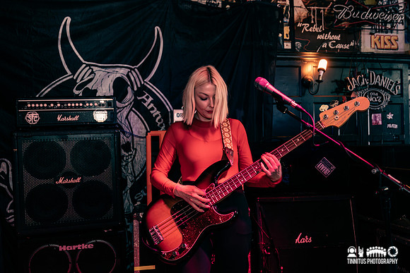Waxy in concert