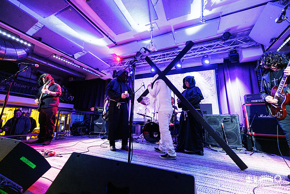 Black Salad in concert