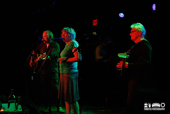 (Mini) Mekons in concert