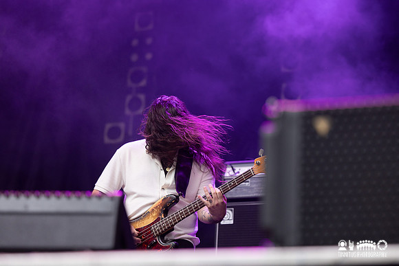 Dry Cleaning in concert