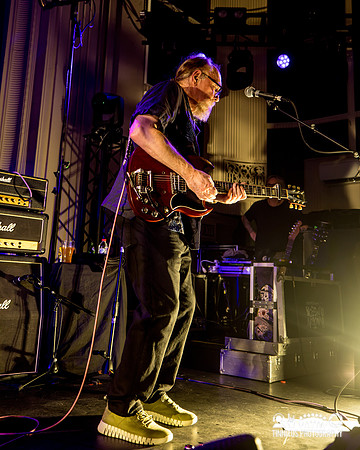 The Saints in concert