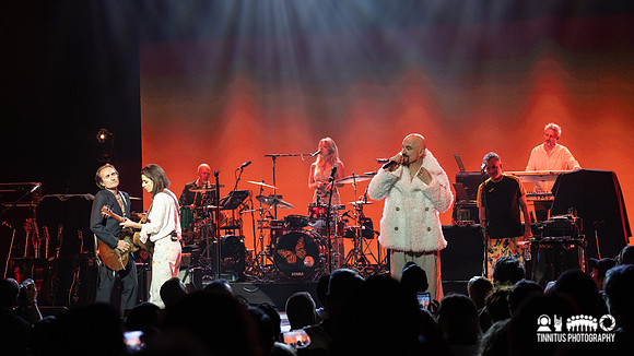 James in concert
