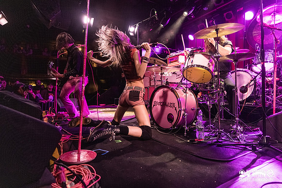 Starcrawler in concert
