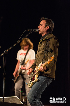Mission of Burma in concert