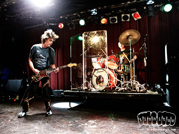 Mission of Burma in concert