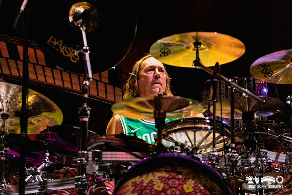 Tool in concert