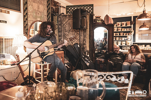 Lou Barlow in concert