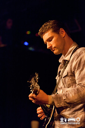 Boston Red Sox pitcher Lenny Dinardo performs at the Hot Stove/C