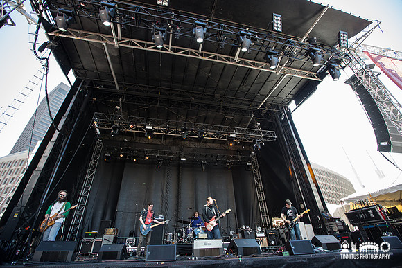 Built To Spill in concert