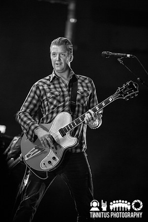 Queens Of The Stone Age in concert