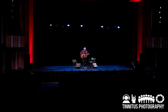 Robyn Hitchcock in concert