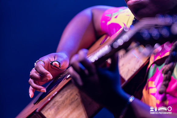 Yasmin Wiliams  in concert