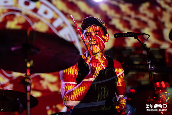 Meatbodies in concert