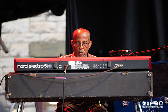 Hailu Mergia in concert