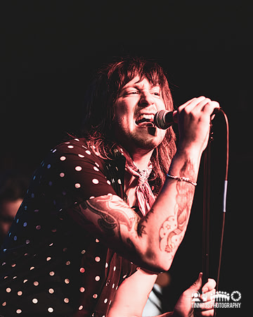 Red Herrings in concert