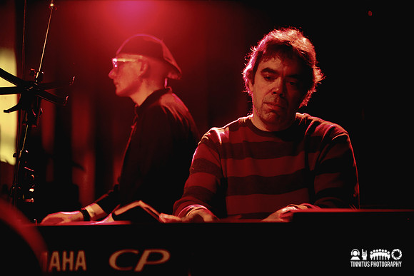 Seth Justman (left) and Phil Aiken (right) performs at Hot Stove/Cool Music charity eve