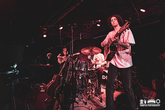 Knifeplay in concert