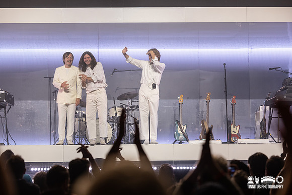 AIR in concert