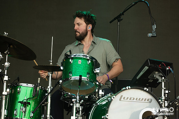 Young The Giant in concert