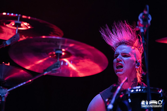 The Acid Helps in concert