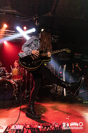 Emily Wolfe in concert