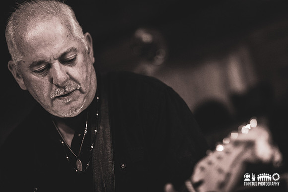 Jon Langford and Sally Timms in concert