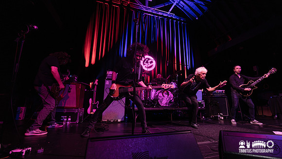 Guided By Voices in concert