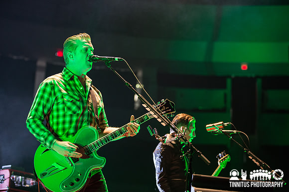 Queens Of The Stone Age in concert