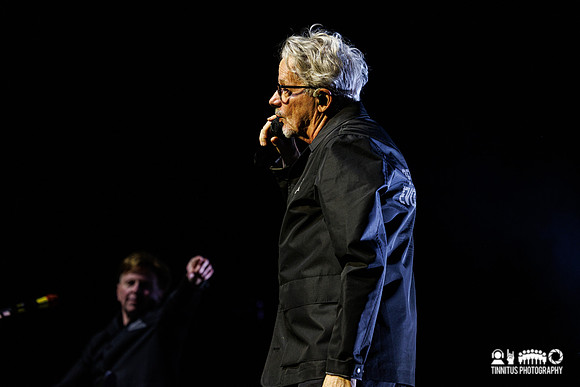 Devo in concert