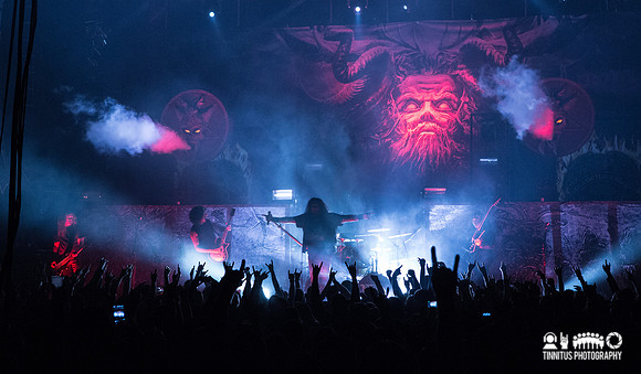 Testament in concert