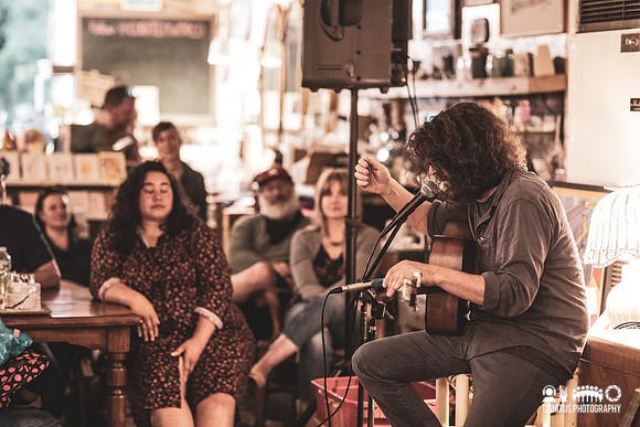 Lou Barlow in concert