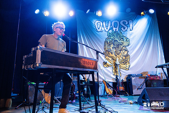 Quasi in concert