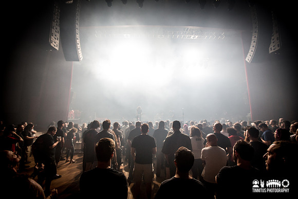 A Place To Bury Strangers in concert