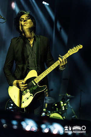Queens of the Stone Age in concert